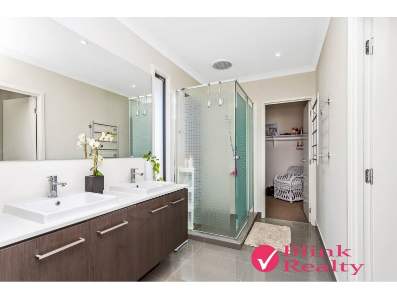 113 SUMMERVIEW AVENUE, Yarrabilba QLD 4207