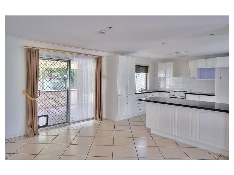 50 LIMERICK DRIVE, Crestmead QLD 4132