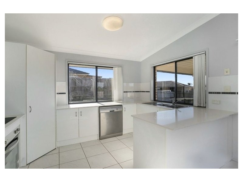 15 BONOGIN COURT, Redbank Plains QLD 4301