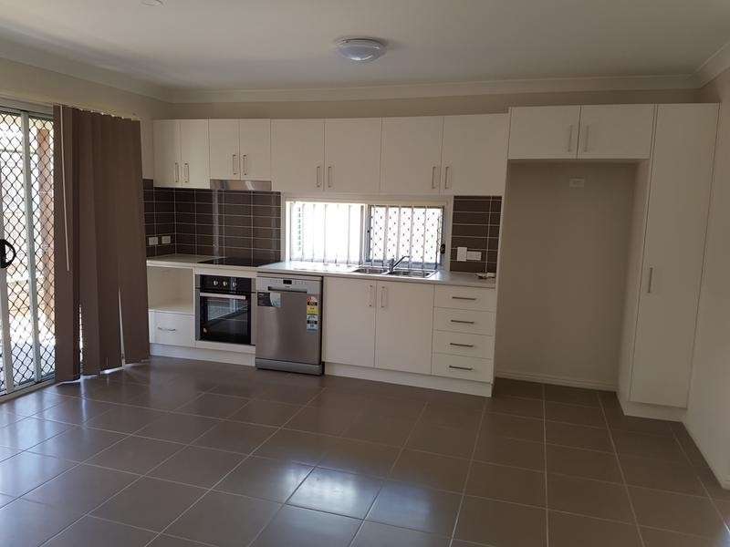 6A Lockyer Place, Crestmead QLD 4132