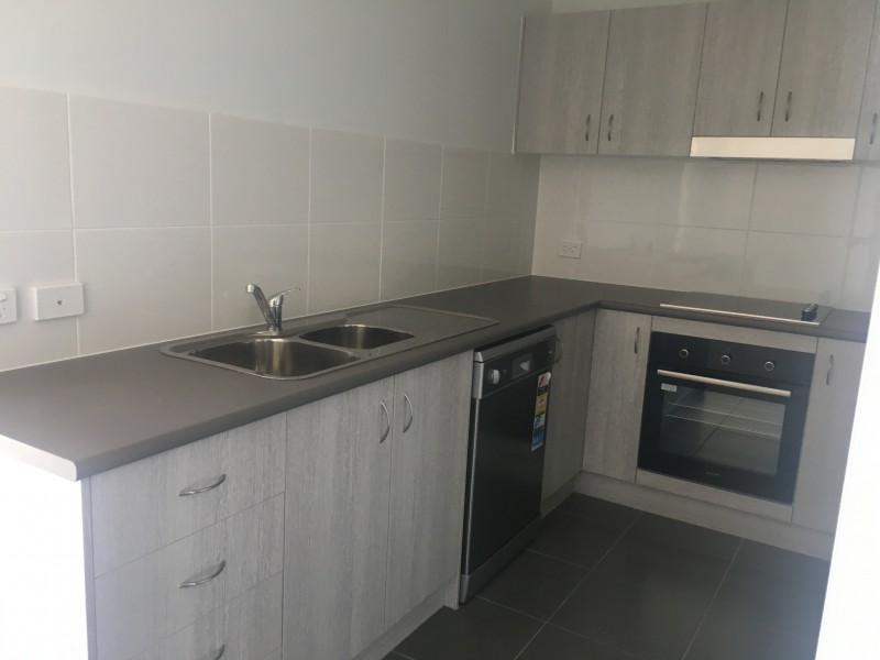 2/14 Kadlunga Court, Boronia Heights QLD 4124