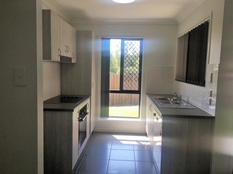 2/14 Kadlunga Court, Boronia Heights QLD 4124
