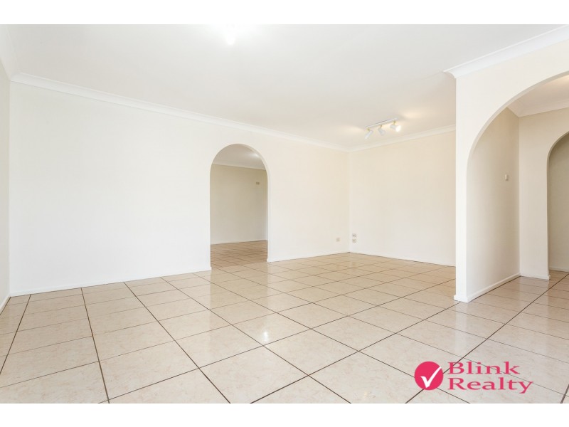 16 STAYDAR CRESCENT, Meadowbrook QLD 4131