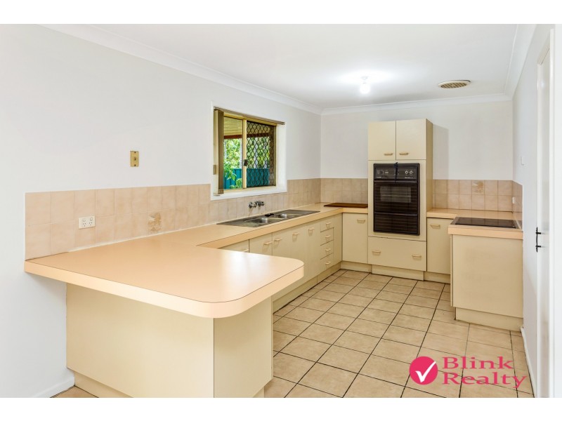 16 STAYDAR CRESCENT, Meadowbrook QLD 4131