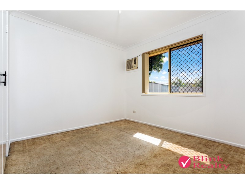 16 STAYDAR CRESCENT, Meadowbrook QLD 4131