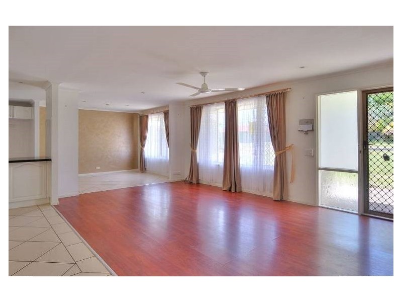 50 LIMERICK DRIVE, Crestmead QLD 4132