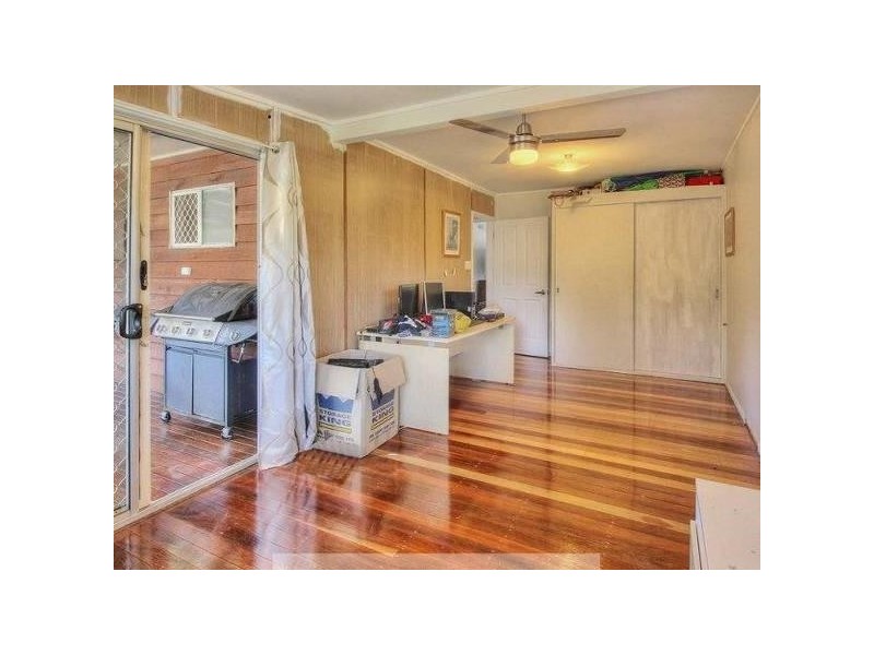 12 Wanda Street, Logan Central QLD 4114