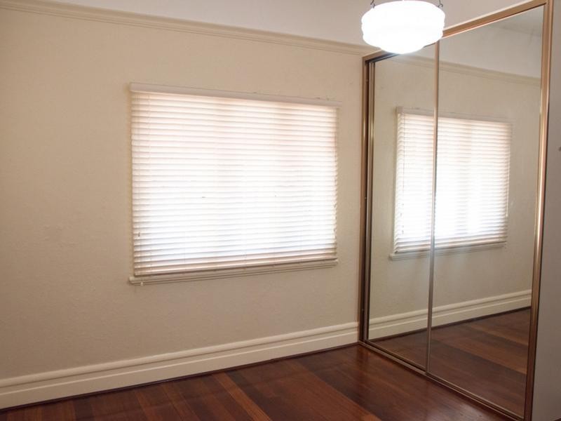 24 Teague Street, Victoria Park WA 6100