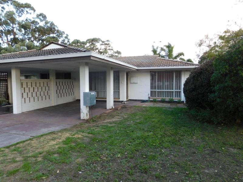 14B Ochiltree Way, Kardinya WA 6163