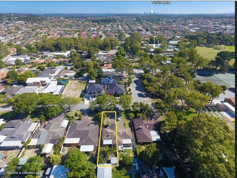 14B Ochiltree Way, Kardinya WA 6163