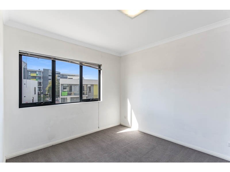 44/9 Linkage Avenue, Cockburn Central WA 6164