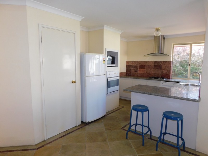 3/16 Marjorie Avenue, Shelley WA 6148