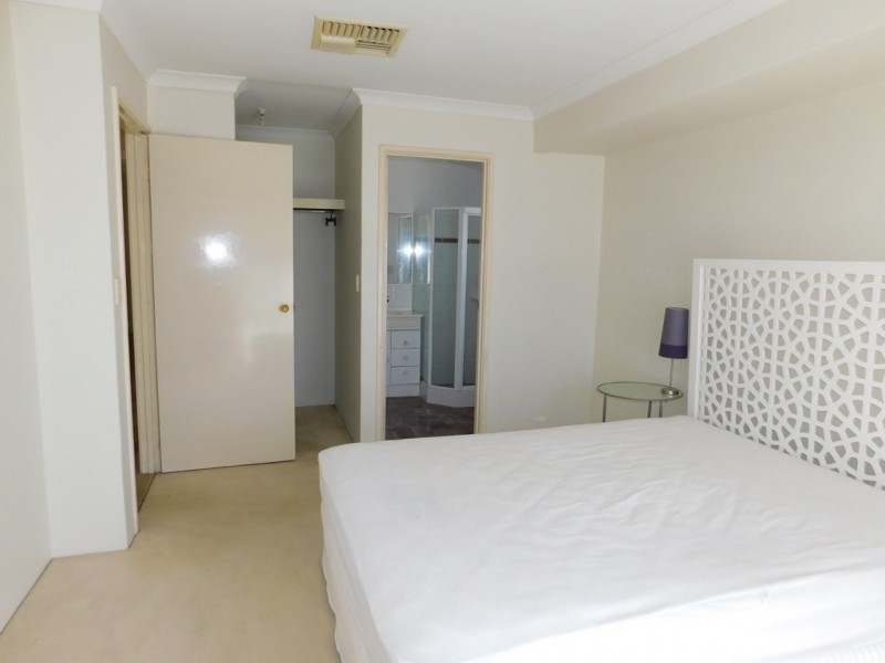 3/16 Marjorie Avenue, Shelley WA 6148