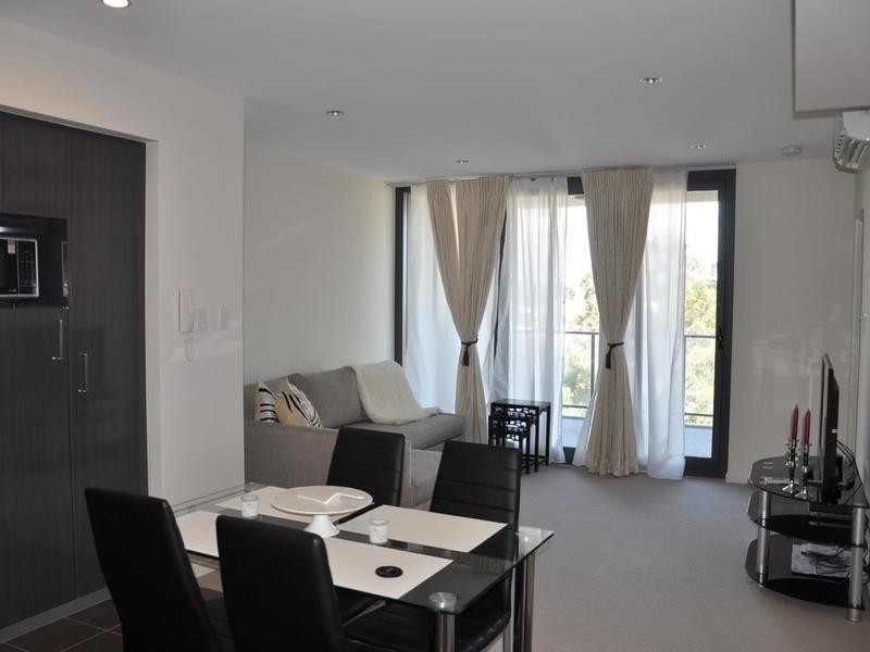 100/3 Homelea Court, Rivervale WA 6103