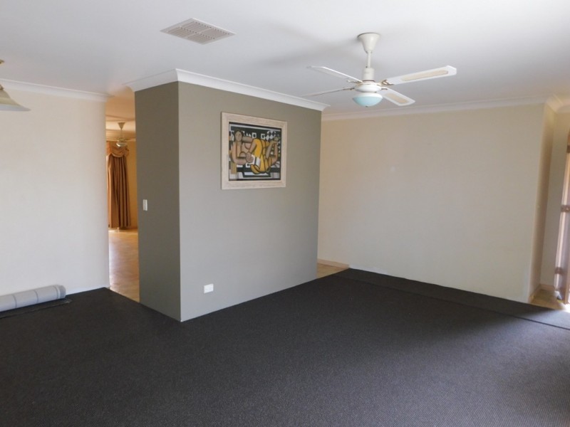 87 Newburn Road, High Wycombe WA 6057