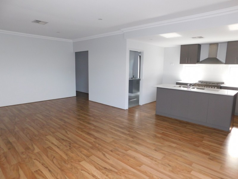 66 Bradley Street, Southern River WA 6110