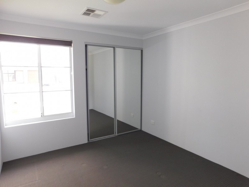 66 Bradley Street, Southern River WA 6110