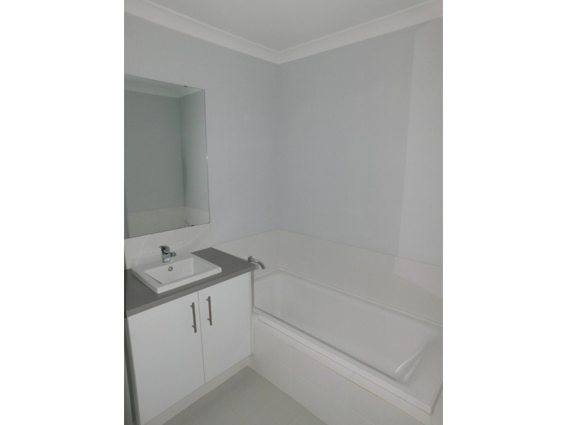 66 Bradley Street, Southern River WA 6110