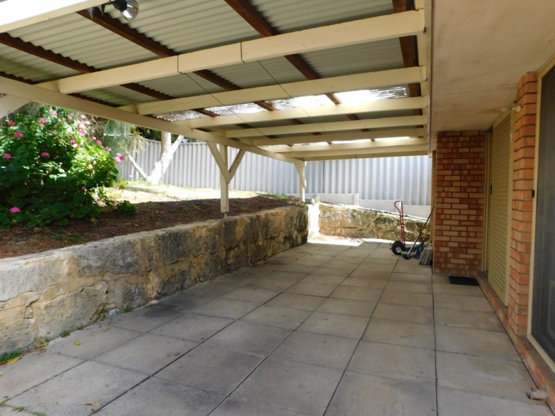 10 Farrington Road, Leeming WA 6149