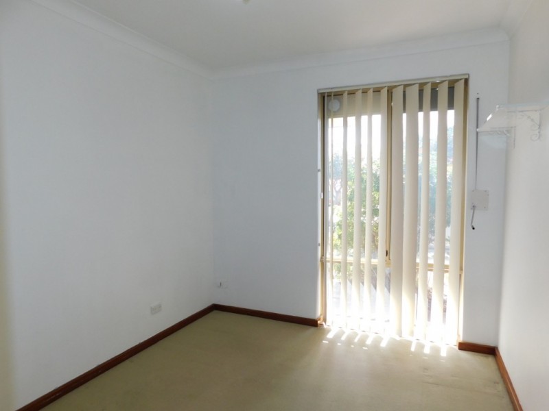 10 Farrington Road, Leeming WA 6149