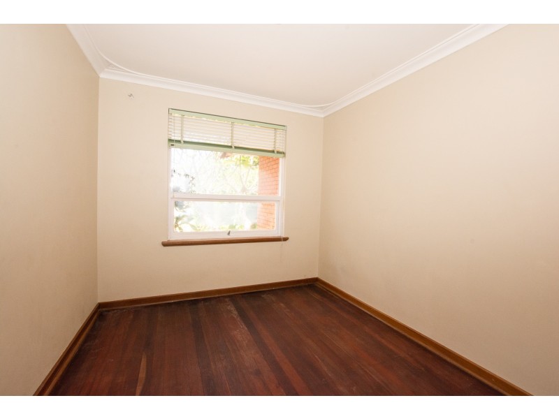 21 Macmorris Way, Spearwood WA 6163