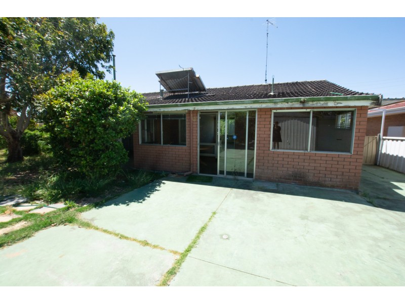 21 Macmorris Way, Spearwood WA 6163