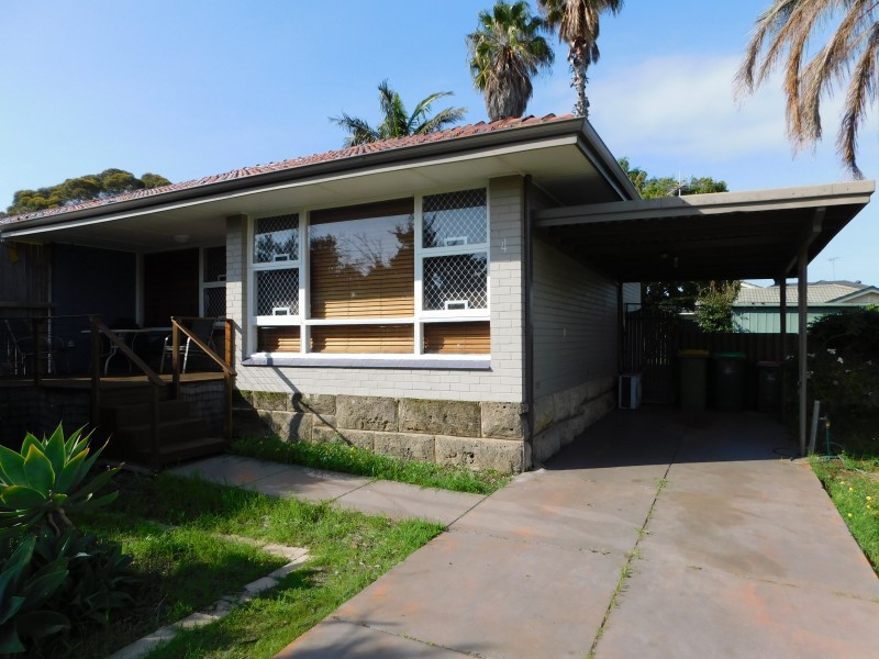 4 Kerry Street, Hamilton Hill WA 6163