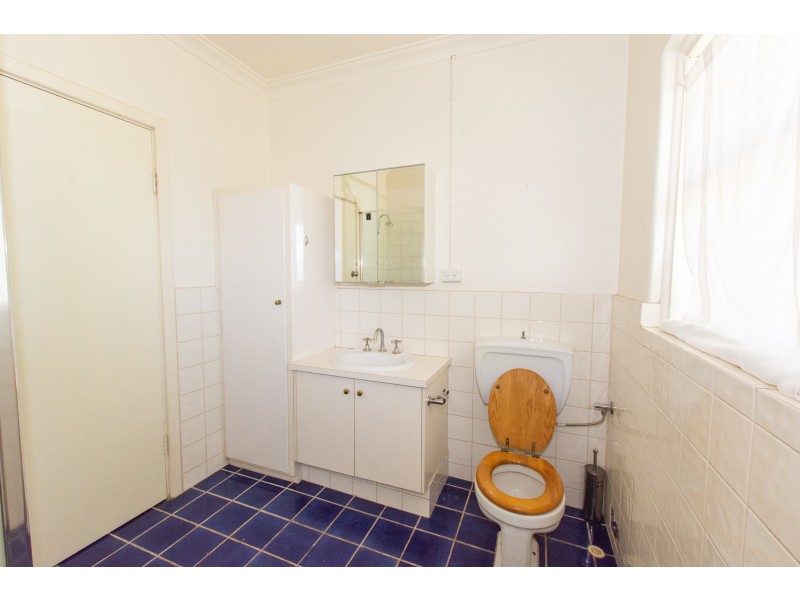 4 Kerry Street, Hamilton Hill WA 6163