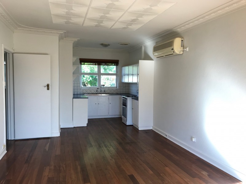 4 Kerry Street, Hamilton Hill WA 6163