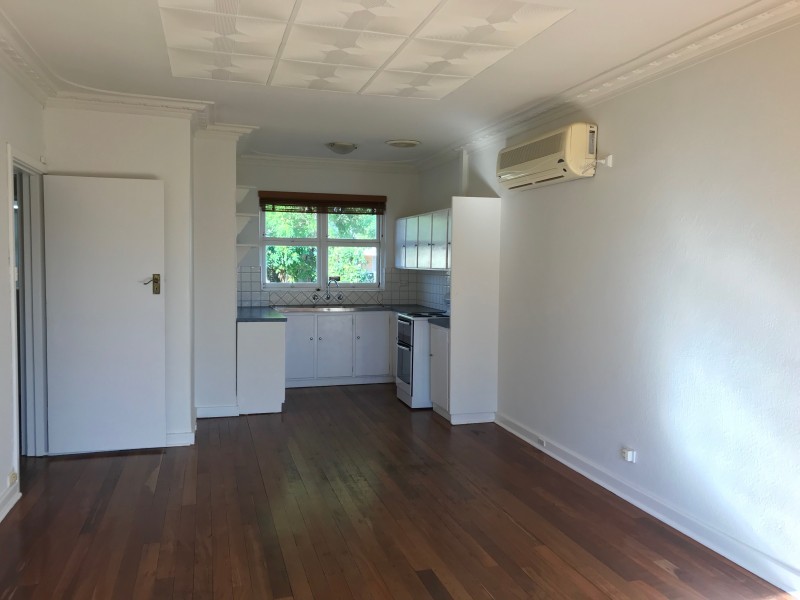 4 Kerry Street, Hamilton Hill WA 6163