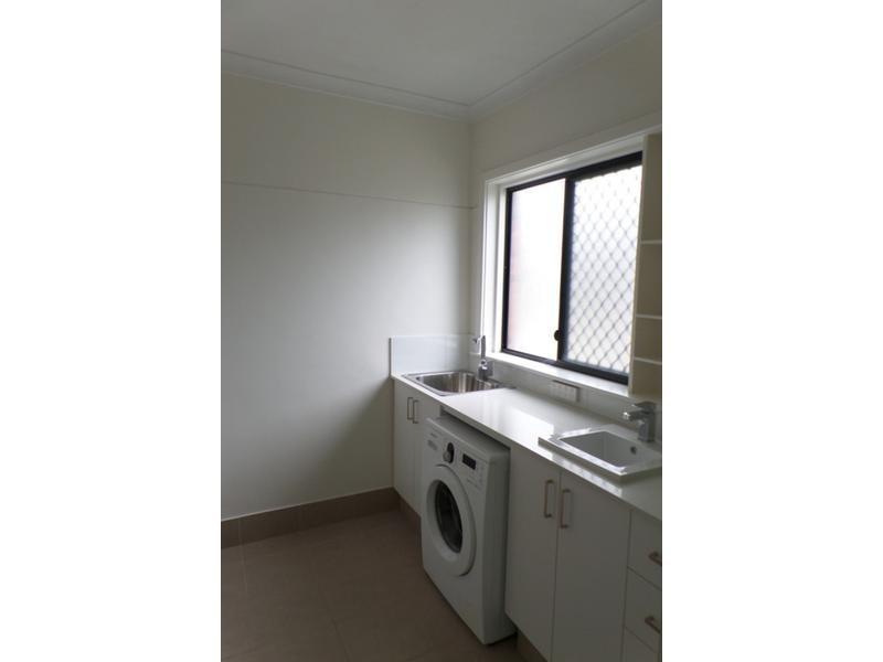 15B Bromley Road, Hilton WA 6163