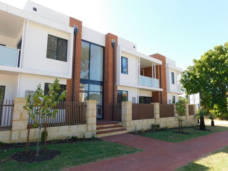 2/7 Juliet Road, Coolbellup WA 6163