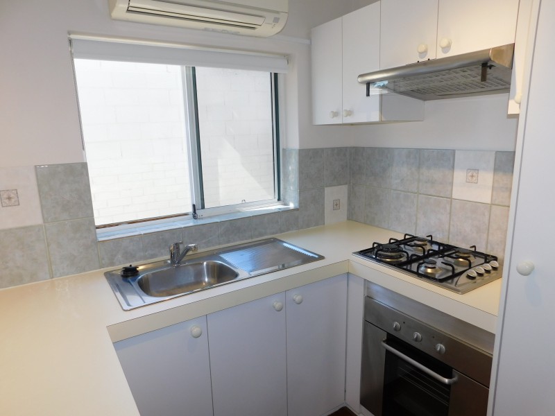 4/140 MELVILLE PARADE, Como WA 6152