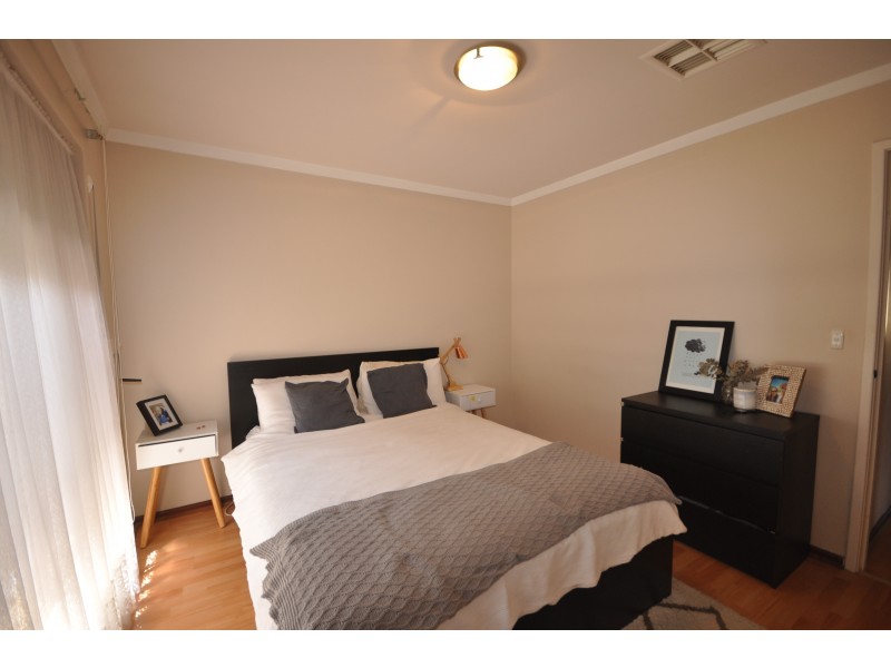 1/45 Park Street, Como WA 6152