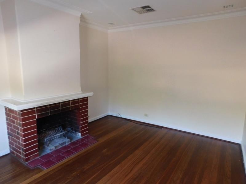 29 Lee Avenue, Hilton WA 6163