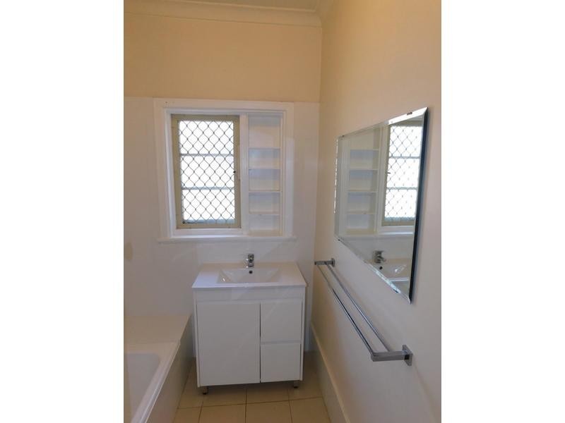 29 Lee Avenue, Hilton WA 6163