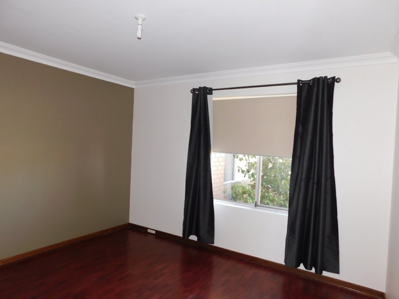 12A Bardolph Road, Spearwood WA 6163