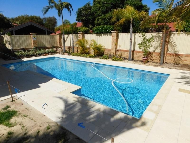 14/7 Waterway Court, Churchlands WA 6018