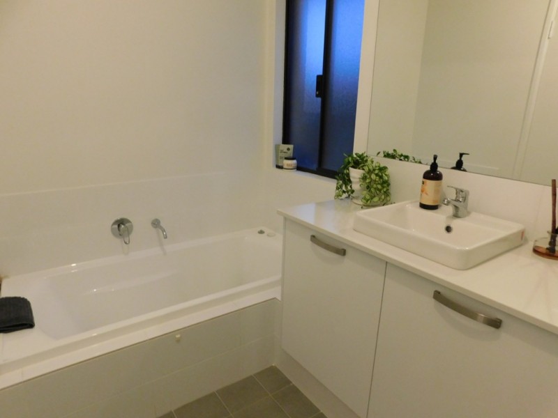 33 NADILO DRIVE, Spearwood WA 6163