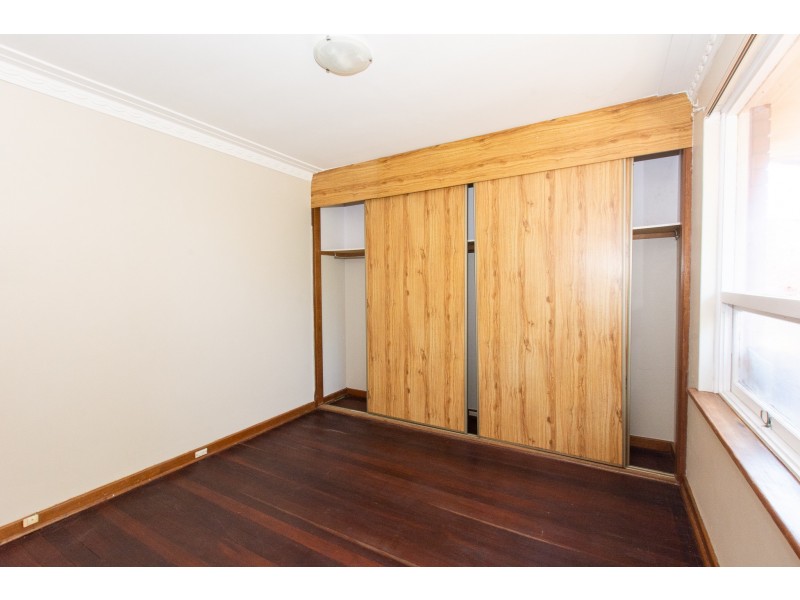 21 Macmorris Way, Spearwood WA 6163