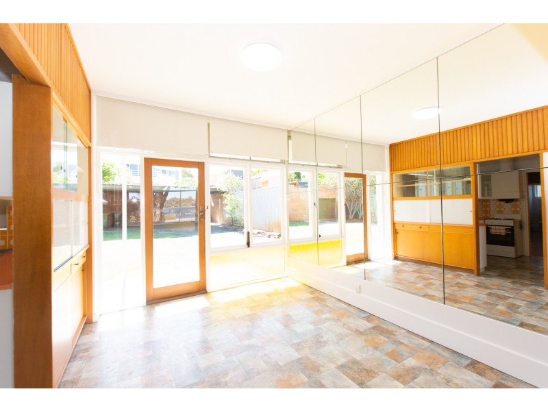 141 The Esplanade, Mount Pleasant WA 6153