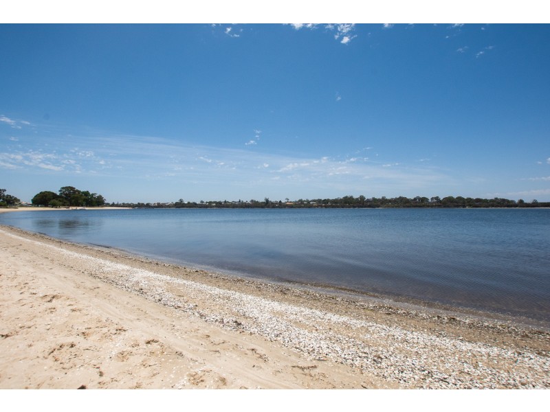 141 The Esplanade, Mount Pleasant WA 6153