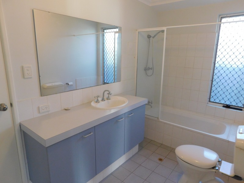2/163 Lawley Street, Yokine WA 6060