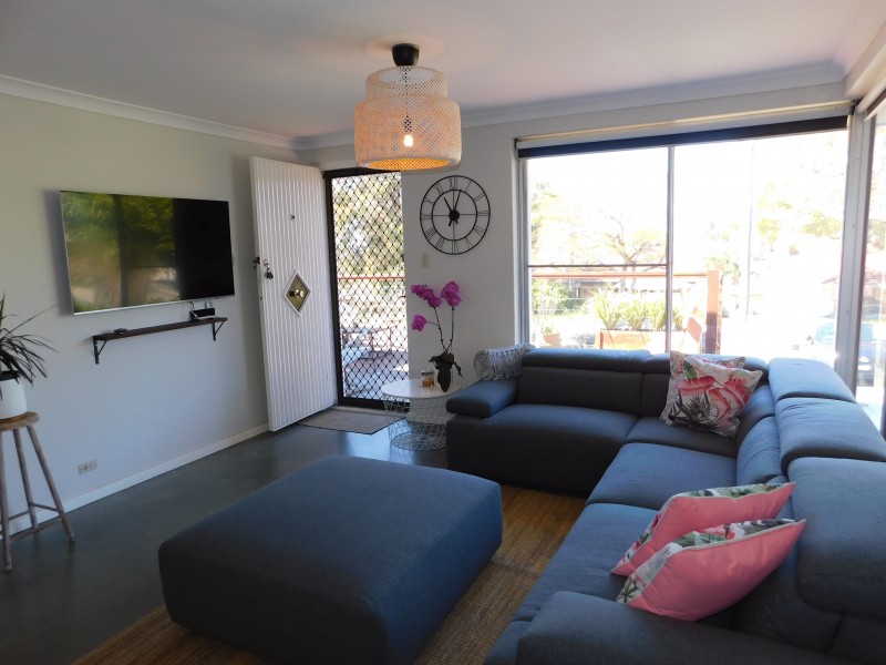 48 Coleman Crescent, Melville WA 6156