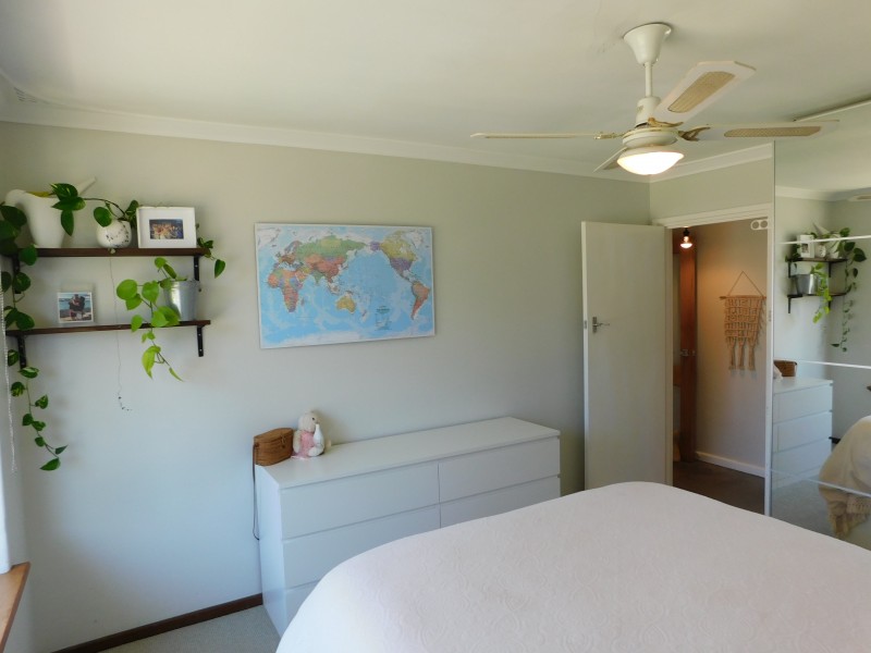 48 Coleman Crescent, Melville WA 6156