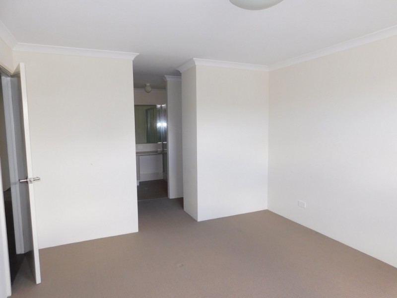 18 Hilory Street, Coolbellup WA 6163