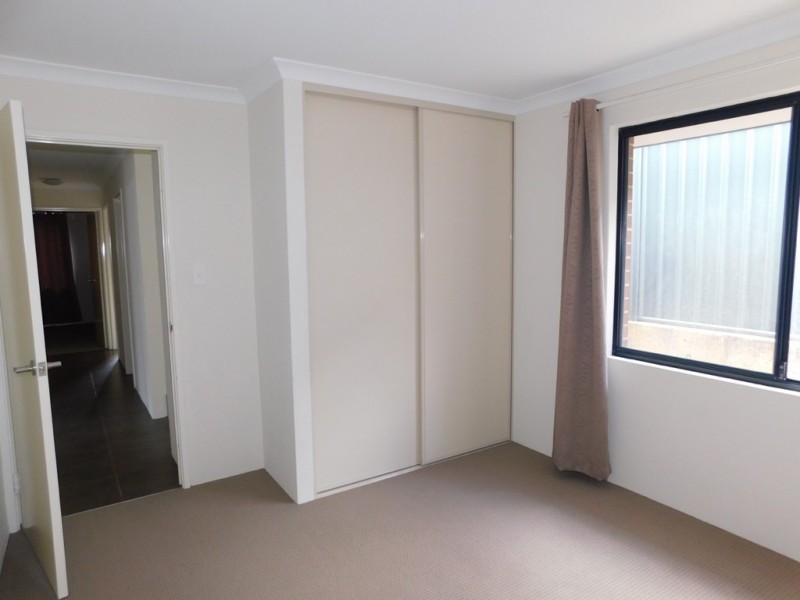 18 Hilory Street, Coolbellup WA 6163