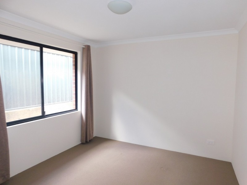 18 Hilory Street, Coolbellup WA 6163