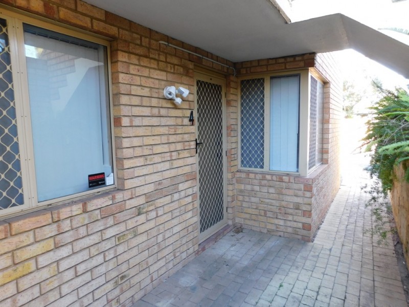 4/2 Mitchell Street, Bentley WA 6102