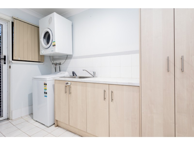 17 Helena Place, Hamilton Hill WA 6163